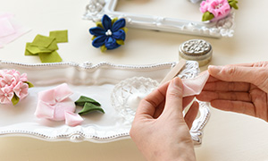 花のしずく-マカロンポーチ- | ハンドメイド | 商品紹介 | 手芸