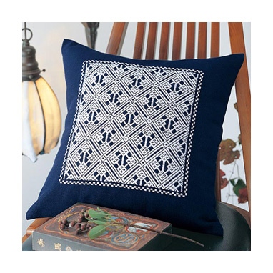 Cushion  Kutsuwa-tsunagi