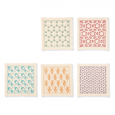 Coasters with Hitomezashi stitches
