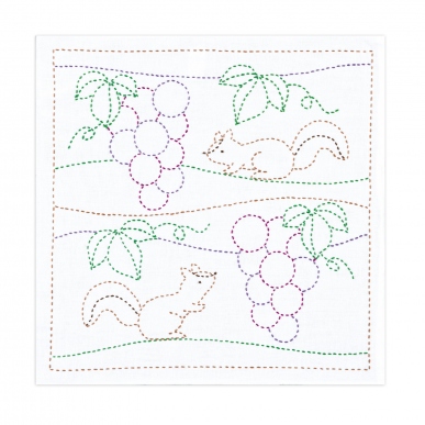 ぶどうとリス（白）