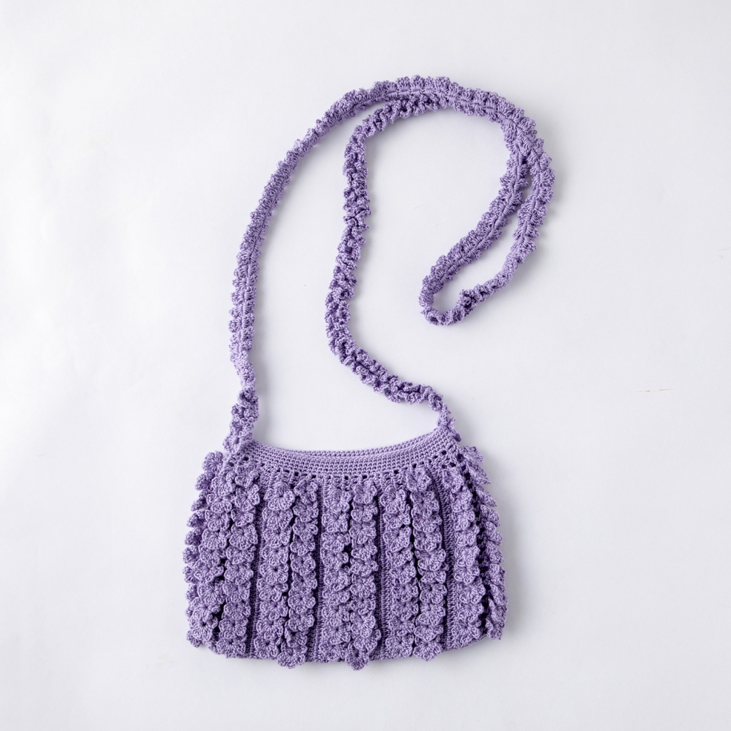 デザイン：わたなべひろこ