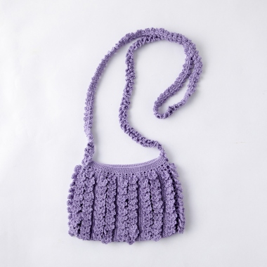 デザイン：わたなべひろこ