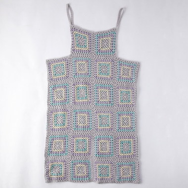 デザイン：１１２藤本奈々子